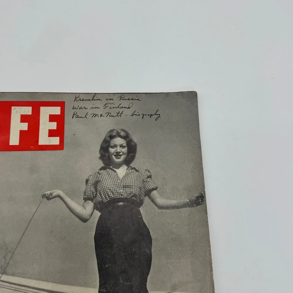 Vintage LIFE Magazine Jan 29 1940 Lana Turner Cover Hollywood Starlets Nash Ad